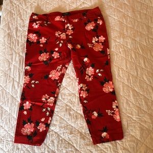 Size 20 Old Navy Pixie Pants in Red Floral Print